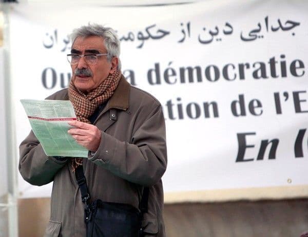 ‏ناصر پاکدامن امروز (۳ اردیبهشت ۱۴۰۲) در سن ۹۱ سالگی در پاریس درگذشت. پاکدامن استاد اقتصاد و پژوهشگر علوم‌اجتماعی بود که گرایش چپِ نزدیک به جبهه ملی داشت و در کانون نویسندگان ایران نیز نقش پررنگی داشت. او پس از انقلاب ۵۷، در وقایعِ انقلاب فرهنگی از دانشگاه اخراج شد و به فرانسه مهاجرت کرد و در دانشگاه پاریس مشغول به تدریس شد. پاکدامن و هما ناطق کمک‌یارِ ساعدی در انتشار «الفبا» بودند. «قتلِ کسروی» یکی از مهم‌ترین کارهای پاکدامن است. کتاب «۸۲ نامه صادق هدایت به شهید نورایی» نیز با مقدمه و توضیحاتِ پاکدامن منتشر شده است.