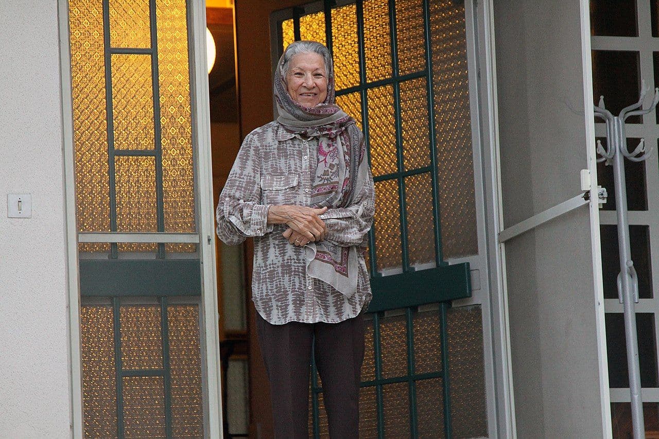 پوری سلطانی ۲۷ خرداد ۱۳۳۳ با مرتضی کیوان ازدواج کرد اما کمتر از ۳ماه که از ازدواج آن‌ها نگذشته بود، پوری و مرتضی هر دو دستگیر شدند. مرتضی کیوان و ۹ تن از افسران ارتش به جرم عضویت در تشکیلات مخفی حزب توده در ۲۷ مهر ۱۳۳۳ اعدام شد. در دی‌ همان سال پوری که از بیماری و فشار روحی شدید رنج می‌برد از زندان آزاد شد.

شاملو سال ۱۳۳۳ را این چنین توصیف می‌کند:

سال بد
سال باد
سال اشک
سال شک
سال روزهایِ دراز و استقامت‌هایِ کم
سالی که غرور گدایی کرد
سال پست
سال درد
سال عزا
سالِ اشک پوری
سالِ خونِ مرتضا
سال کبیسه..

پوری سلطانی و مرتضی کیوان کمتر از ۳ماه با یکدیگر زندگی کردند اما عشق پوری به مرتضی بیشتر از ۶۰ سال ادامه داشت (تا پایان زندگی پوری). عشق پوری به مرتضی آنچنان پایدار بود و تداوم داشت که به معنایِ واقعی نمونه مشق عشق یا همان هنر عشق ورزیدن اریش فروم است.

*پوری سلطانی در آبان ۱۳۹۴ در سن ۸۴ سالگی در تهران درگذشت.