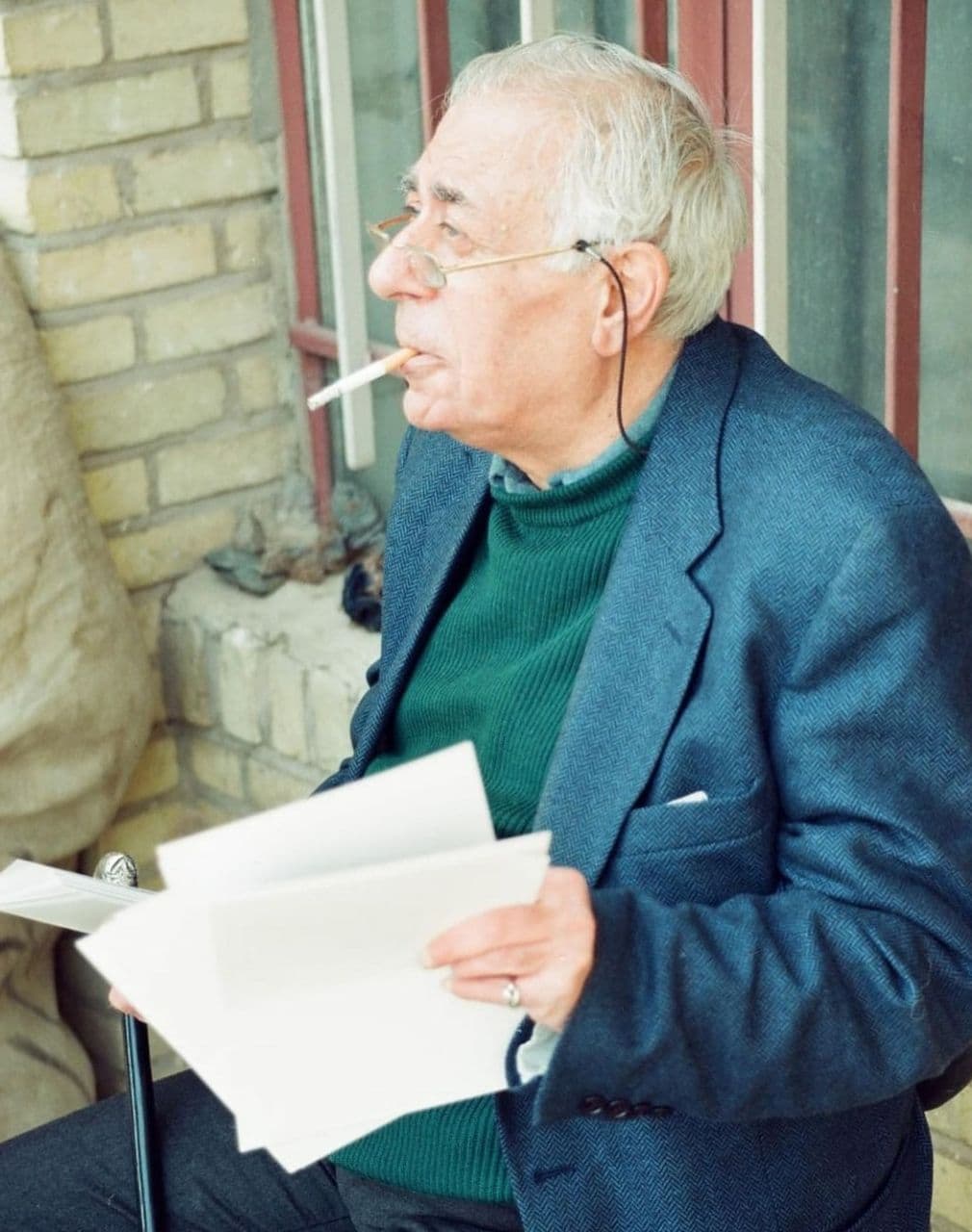 ‏بهمن محصص در سفر به سمنان (کارگاه نمدمالی) همراه با بهرام دبیری و سیروس طاهباز (۱۳۷۵)
*عکس‌ها از فرهاد ورهرام.